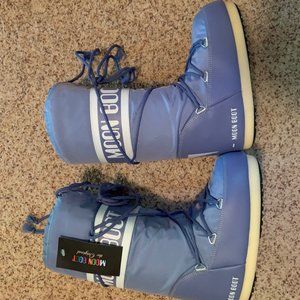 Moon Boots